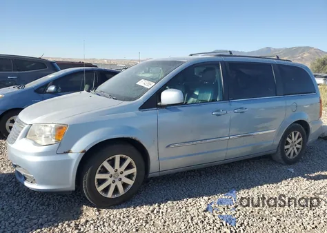 2013 Chrysler Town & Country Touring из США, поврежденный, VIN 2C4RC1BG3DR684116